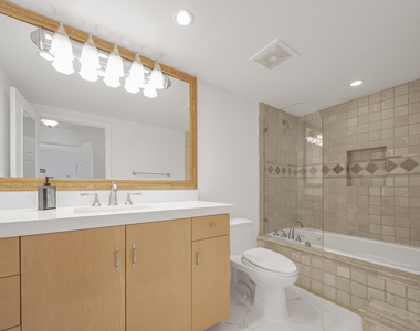 16300 Golf Club Road - Photo Thumbnail 14