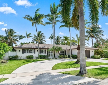 800 Sw 5th Street - Photo Thumbnail 2