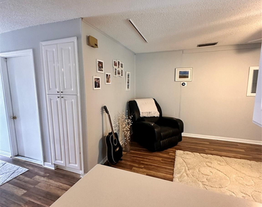 1098 Nw 15th Avenue - Photo Thumbnail 15
