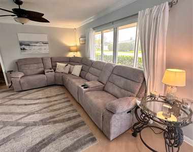 1098 Nw 15th Avenue - Photo Thumbnail 7