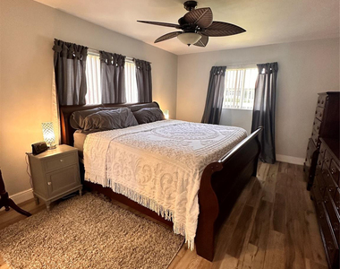 1098 Nw 15th Avenue - Photo Thumbnail 20