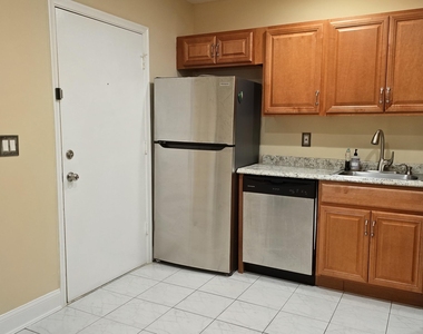 4851 Nw 21st Street - Photo Thumbnail 7