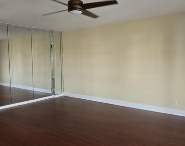 4851 Nw 21st Street - Photo Thumbnail 4