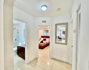 88 Ne 154th Street - Photo Thumbnail 8