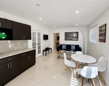 88 Ne 154th Street - Photo Thumbnail 18