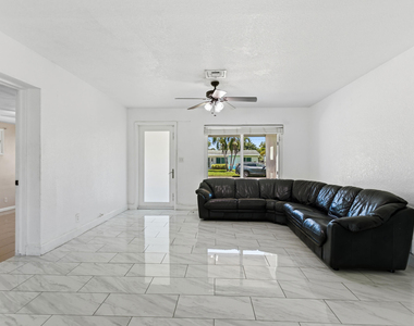 2748 Sw 46th Court - Photo Thumbnail 14