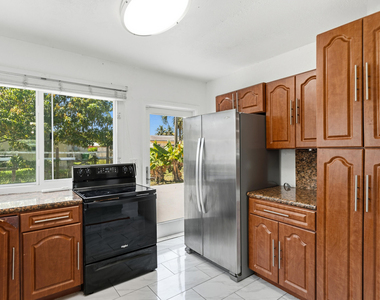 2748 Sw 46th Court - Photo Thumbnail 18