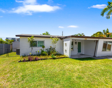 2748 Sw 46th Court - Photo Thumbnail 4