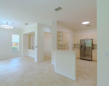 5733 Nw 119th Drive - Photo Thumbnail 2