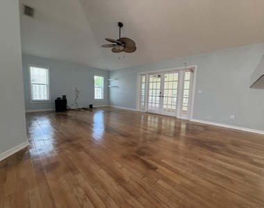 8081 Se Helen Terrace - Photo Thumbnail 4