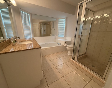8081 Se Helen Terrace - Photo Thumbnail 14