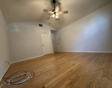 8081 Se Helen Terrace - Photo Thumbnail 13