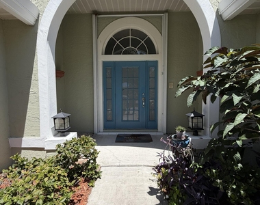8081 Se Helen Terrace - Photo Thumbnail 2