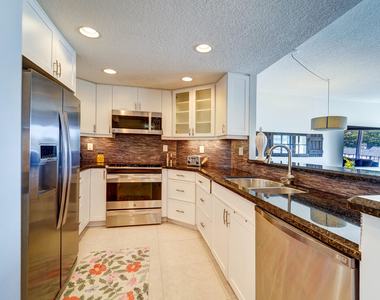 2500 E Las Olas Boulevard - Photo Thumbnail 1