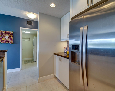 2500 E Las Olas Boulevard - Photo Thumbnail 3