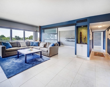 2500 E Las Olas Boulevard - Photo Thumbnail 7