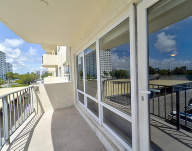 2500 E Las Olas Boulevard - Photo Thumbnail 23