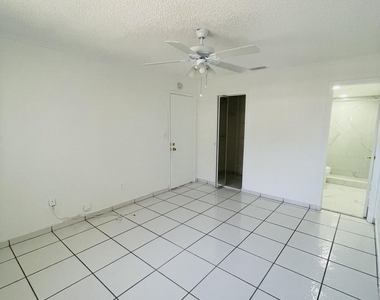 18340 Mediterranean Boulevard - Photo Thumbnail 12