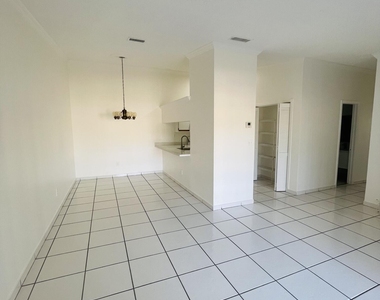 18340 Mediterranean Boulevard - Photo Thumbnail 3