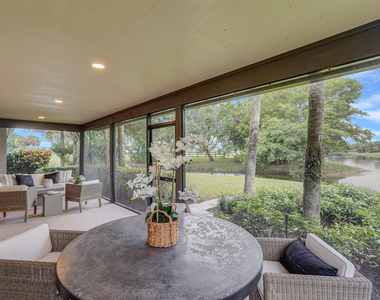 2735 Polo Island Drive - Photo Thumbnail 25