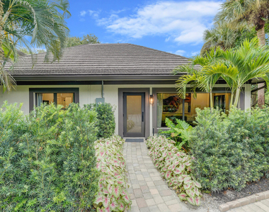 2735 Polo Island Drive - Photo Thumbnail 3