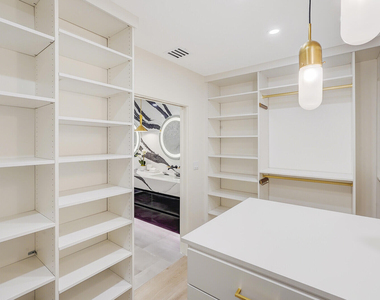 2735 Polo Island Drive - Photo Thumbnail 42