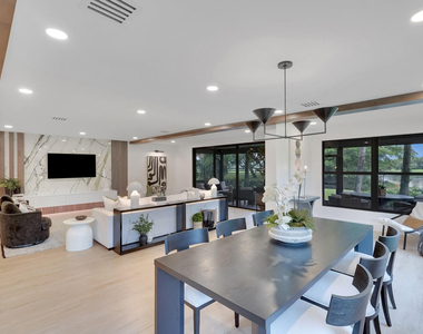 2735 Polo Island Drive - Photo Thumbnail 21
