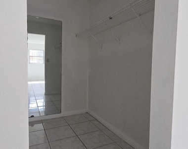 3600 Nw 21st Street - Photo Thumbnail 9