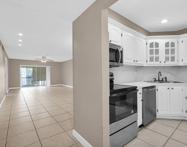 3360 Spanish Moss Terrace - Photo Thumbnail 8