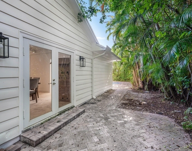 5555 N Ocean Boulevard - Photo Thumbnail 7
