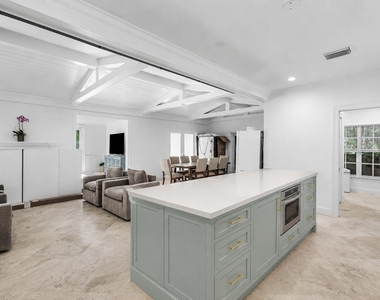 5555 N Ocean Boulevard - Photo Thumbnail 10