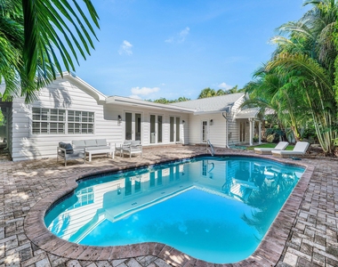 5555 N Ocean Boulevard - Photo Thumbnail 3