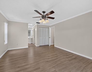 184 Mastic Tree Court - Photo Thumbnail 29