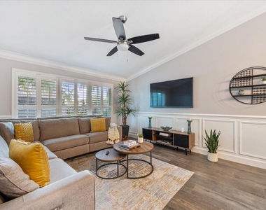 14832 Paddock Drive - Photo Thumbnail 15