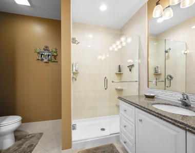 8 Harbour Isle Drive E - Photo Thumbnail 11