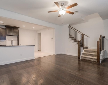 3708 Lantern Lane - Photo Thumbnail 9