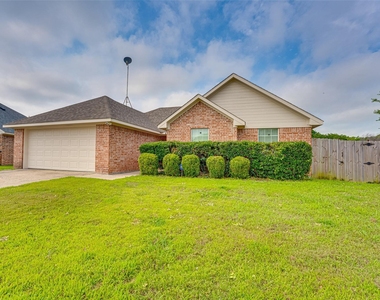 2206 Kaitlyn Circle - Photo Thumbnail 31