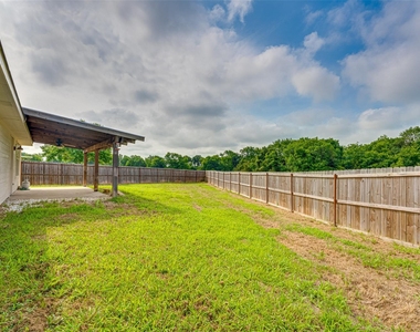 2206 Kaitlyn Circle - Photo Thumbnail 27