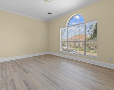 3607 Flagstone Drive - Photo Thumbnail 13