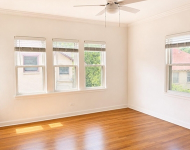 3252 S University Drive - Photo Thumbnail 4