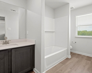 1332 Helca Drive - Photo Thumbnail 9