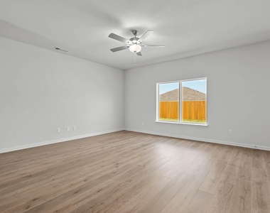 1332 Helca Drive - Photo Thumbnail 4