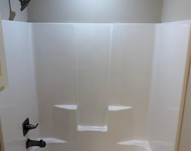 303 N Colbert Avenue - Photo Thumbnail 8