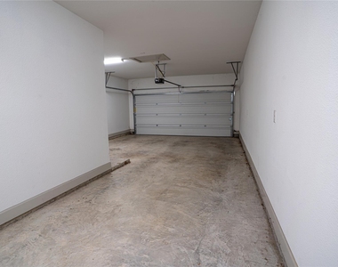 1577 Jackson Street - Photo Thumbnail 11