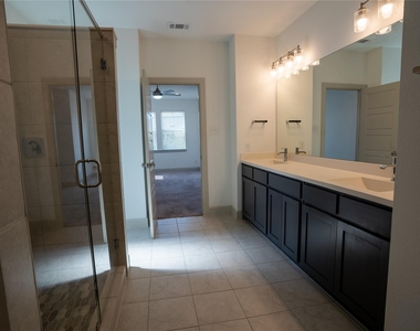 1577 Jackson Street - Photo Thumbnail 23