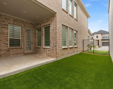 9540 Hedge Street - Photo Thumbnail 28