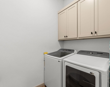 9540 Hedge Street - Photo Thumbnail 18