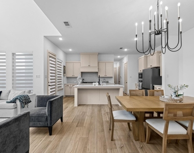 9540 Hedge Street - Photo Thumbnail 8