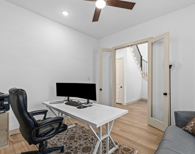 9540 Hedge Street - Photo Thumbnail 4