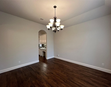 9741 Rio Frio Trail - Photo Thumbnail 4